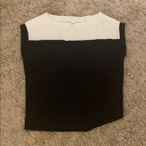 Black and white gap T-Shirt